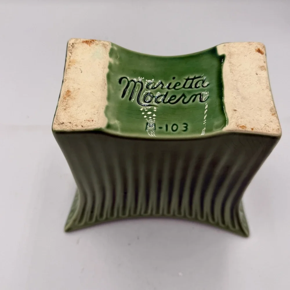 Marietta Modern Vase M-103 Green Ribbed Mid-Century 1950s Vintage Ceramic Decor